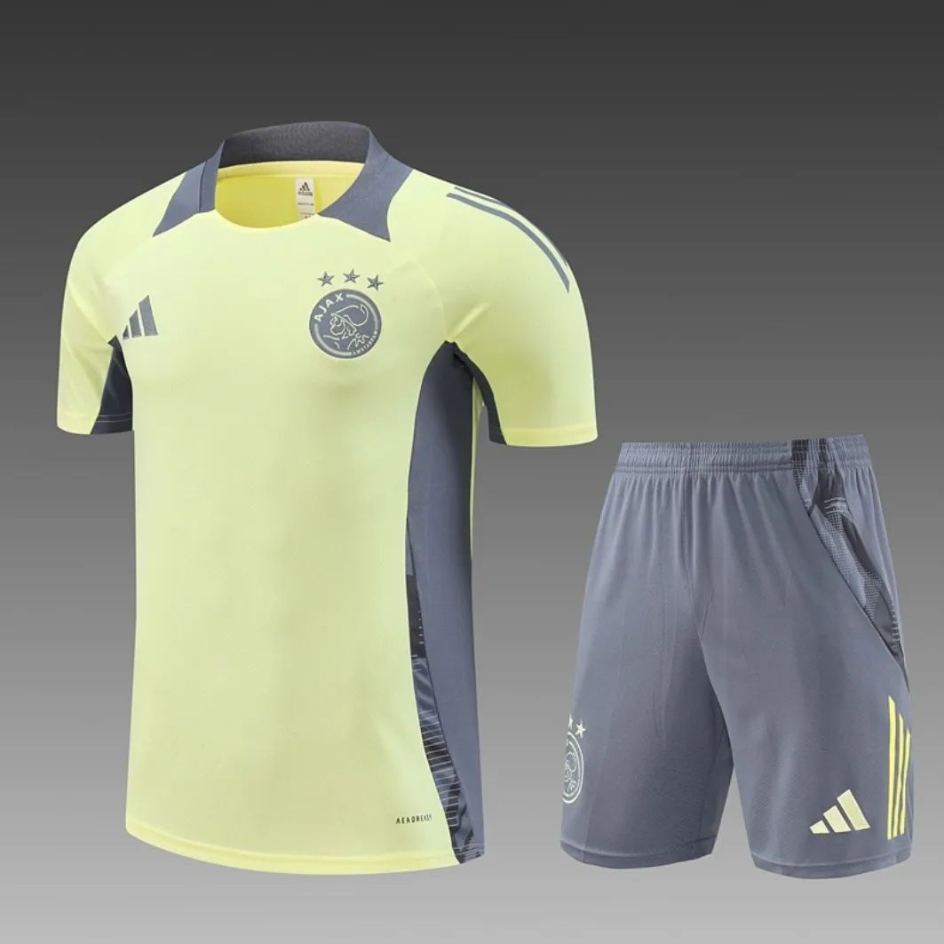 Camiseta de Entrenamiento Ajax 24/25 + Pantalones GRATIS